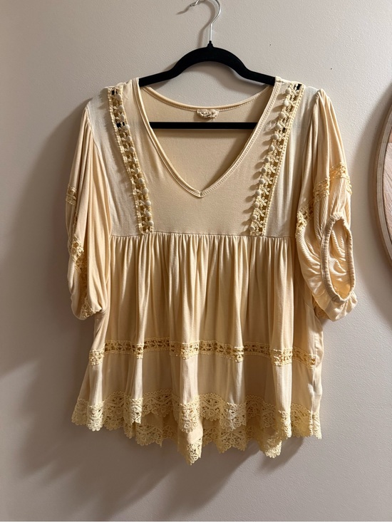 POL Tops - POL Cream Lace-Trim V-Neck Peasant Tunic